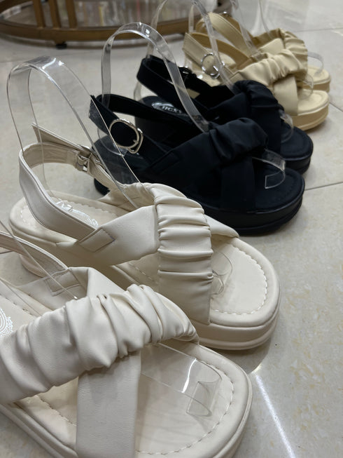 Spring Chic Cross Strap Buckle Sandals